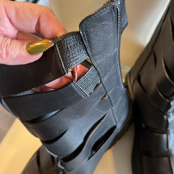 Jeffrey Campbell DOZING cut out chunky combat boot - Picture 9 of 12